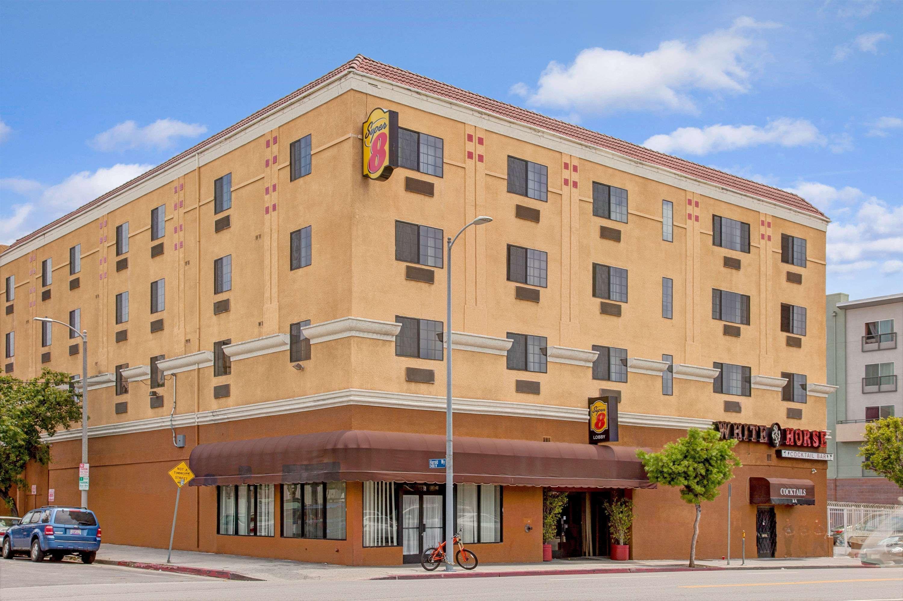 Super 8 By Wyndham Hollywood/la Area 2*
